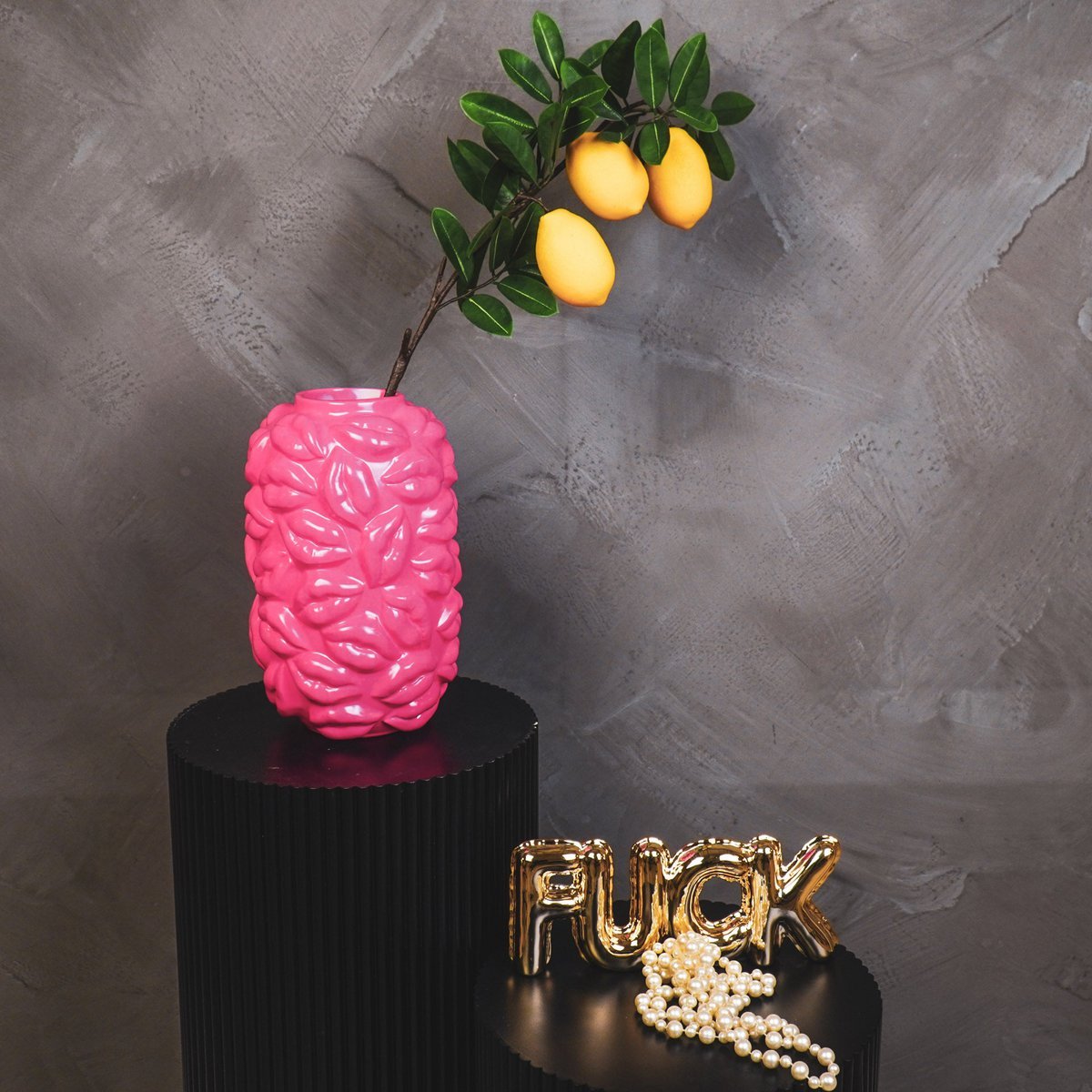 Vase - Kisses - Keramik - Neonrosa - 17x17x27cm