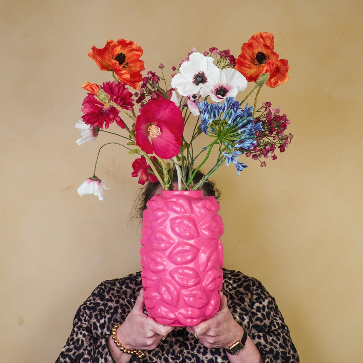 Vase - Kisses - Keramik - Neonrosa - 17x17x27cm